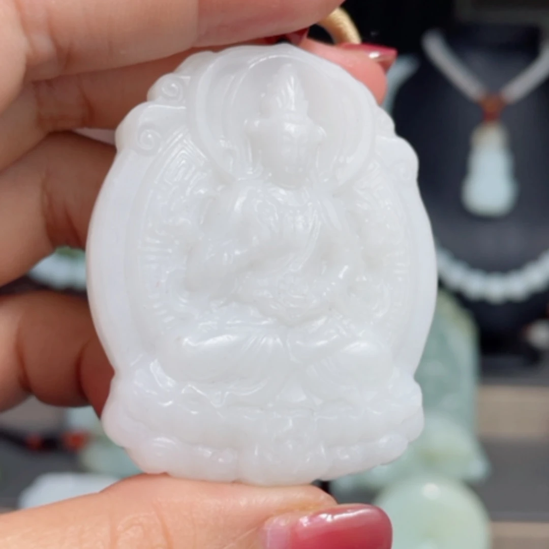 【闪购商品】颈饰未镶嵌和田玉