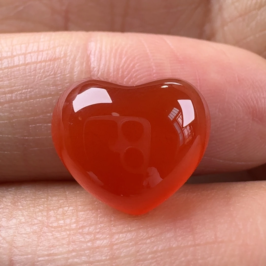 南红玛瑙冰红爱心12*14未镶嵌
