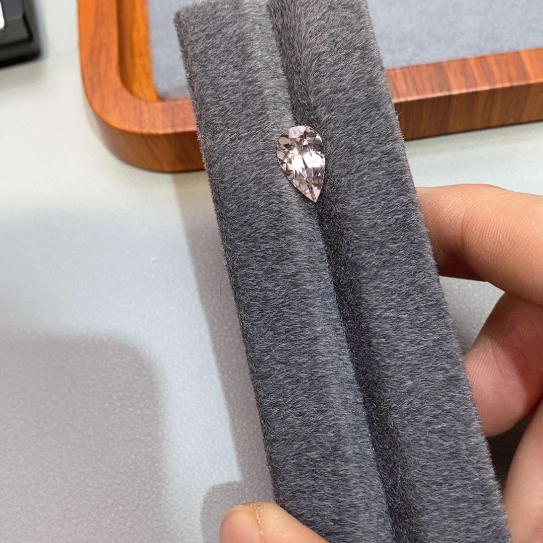 绿柱石（摩根石）裸石未镶嵌2.67克拉