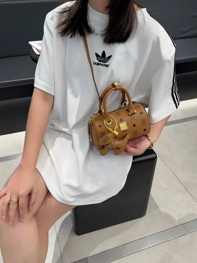 手拎单背经典百搭枕头包