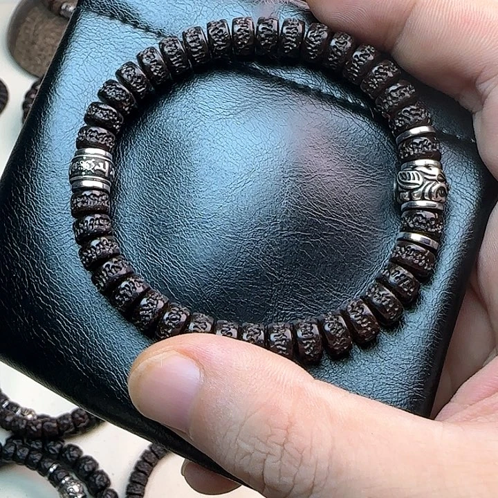 【闪购商品】椰蒂手串85耶噶双配饰