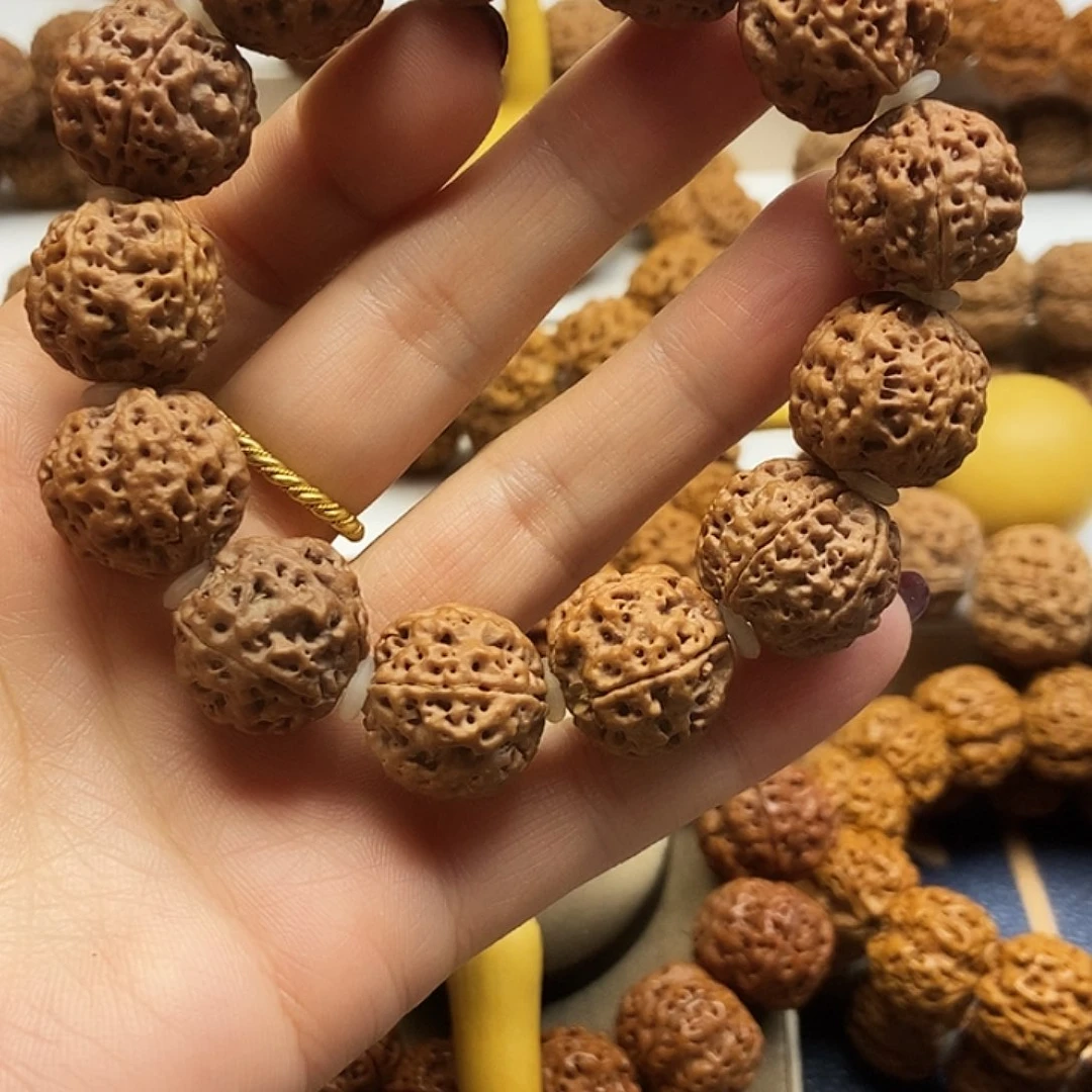 吊坠金刚菩提蜂王梅花