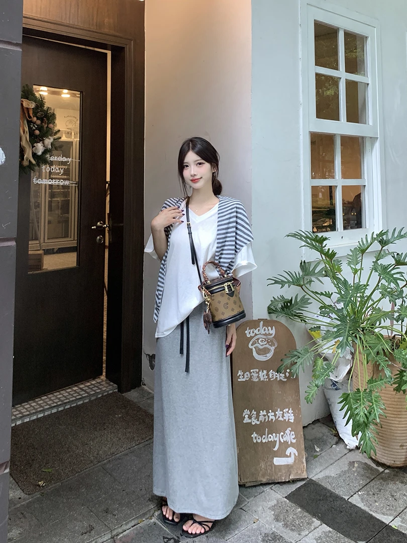 乐乐推荐丨夏装显瘦时尚气质慵懒风假两件宽松上衣搭配半身裙套装