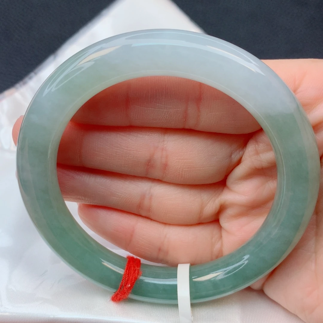 翡翠未镶嵌手镯55-56糯冰湖水绿圆条