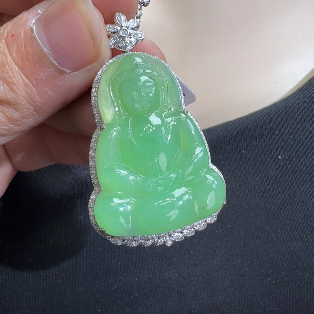 翡翠吊坠(不含链)18K金镶嵌