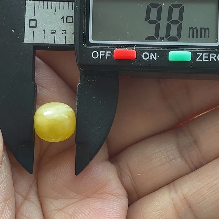 未镶嵌蜜蜡裸石57杂