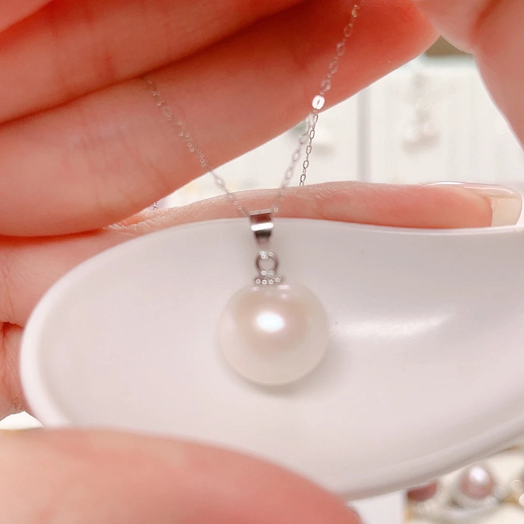 淡水珍珠吊坠(赠链)合金