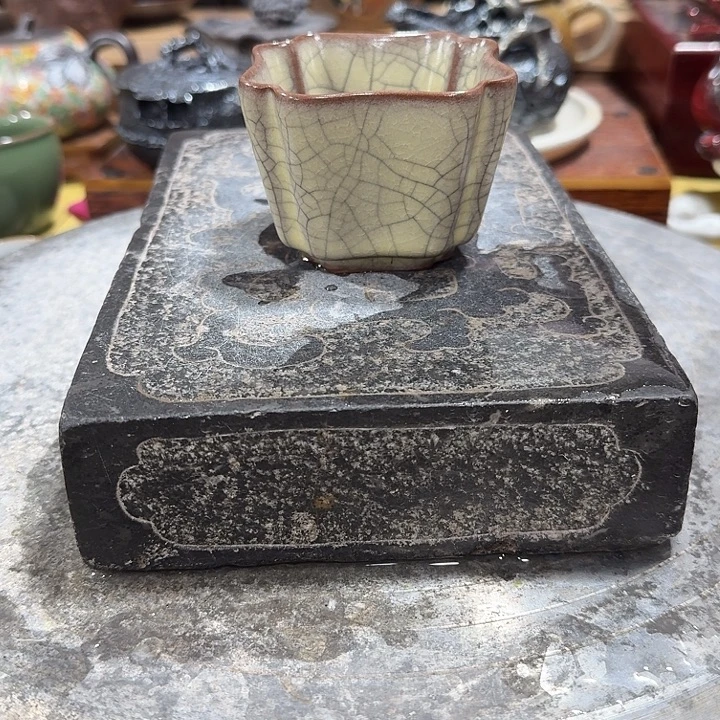 主人杯一个，瓷。。。。。