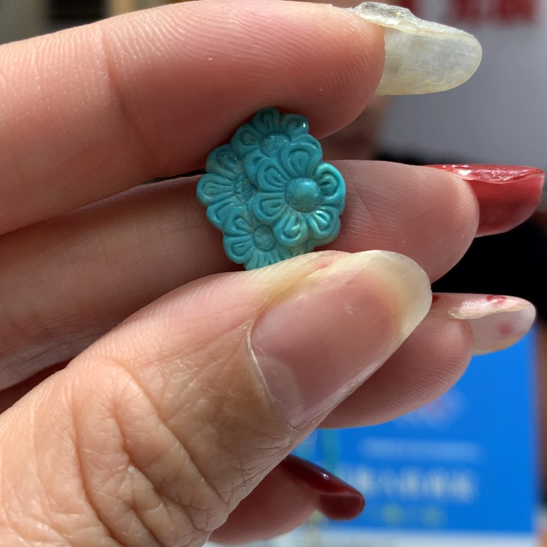 绿松石配饰未镶嵌