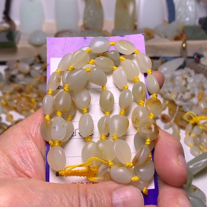 未镶嵌和田玉（白玉）挂件