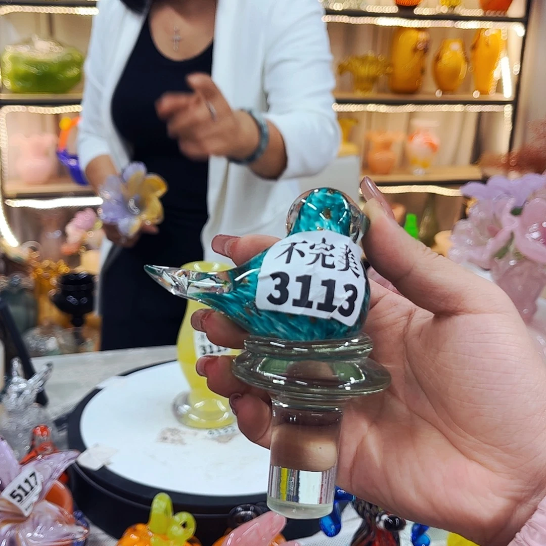 3113 家悦美居琉璃摆件不完美