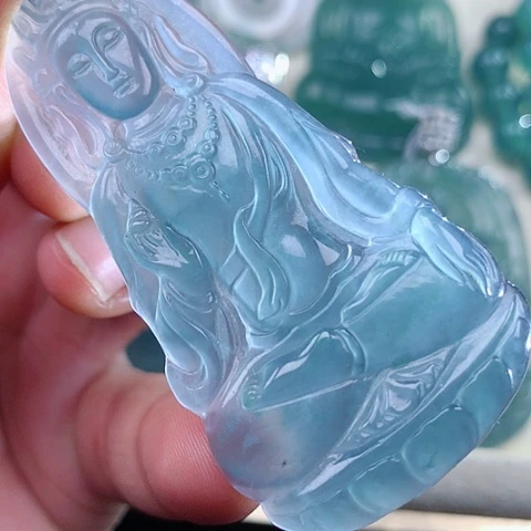 【闪购商品】翡翠颈饰18K金镶嵌天然翡翠