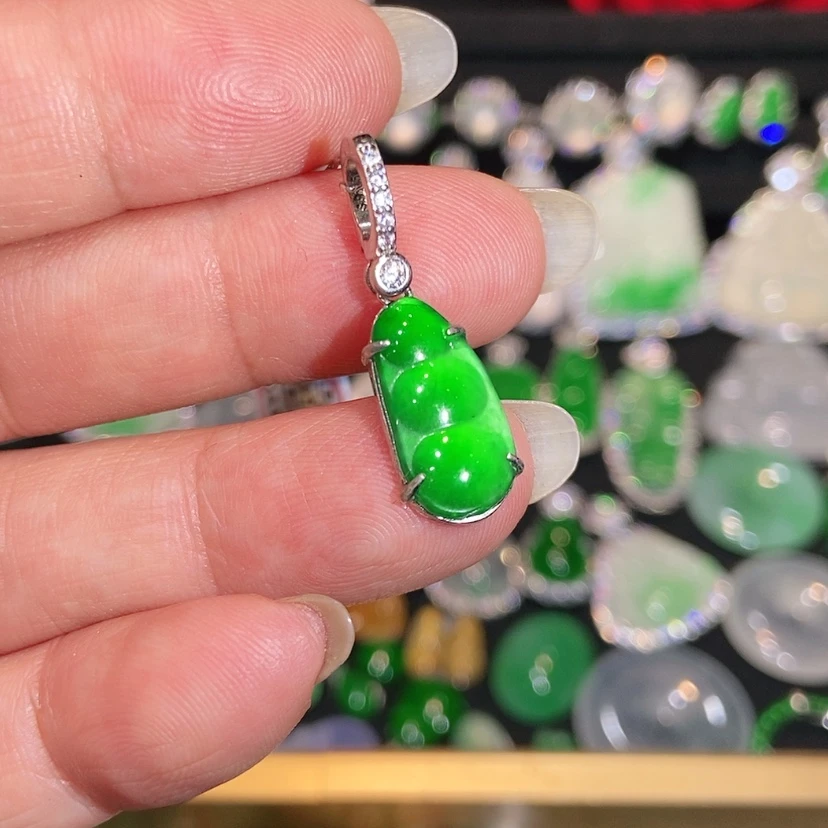 【闪购商品】颈饰未镶嵌翡翠天然翡翠