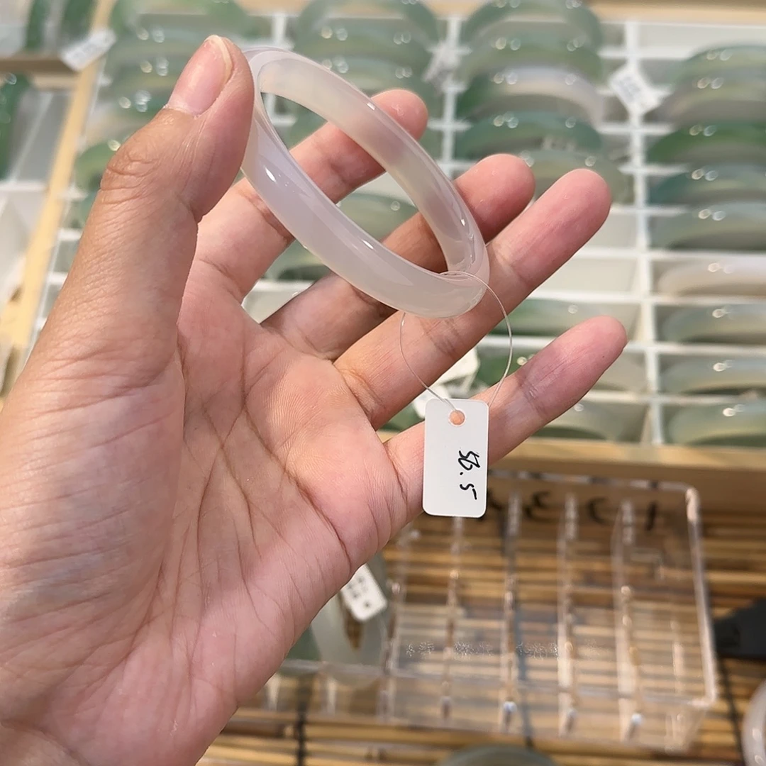手镯玛瑙/玉髓未镶嵌圈口56.5
