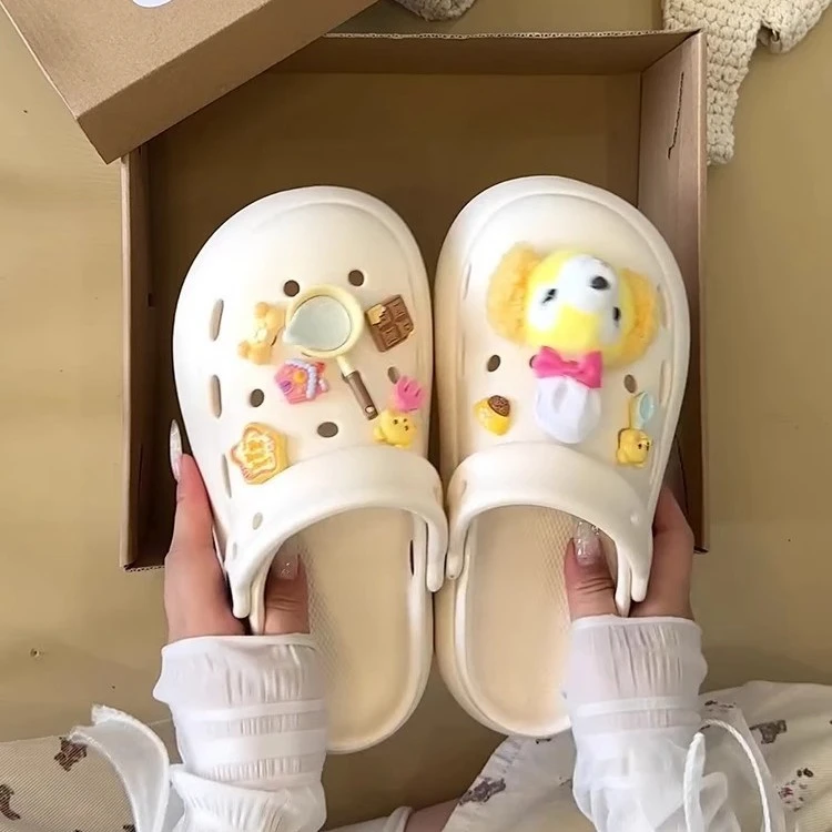 2025新款厚底洞洞鞋女款夏季外穿防滑可爱eva沙滩踩屎感凉拖鞋女