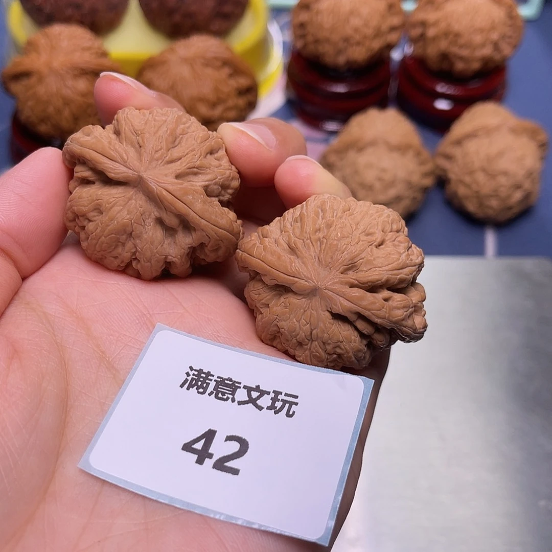 文玩核桃吊坠粗筋39.42