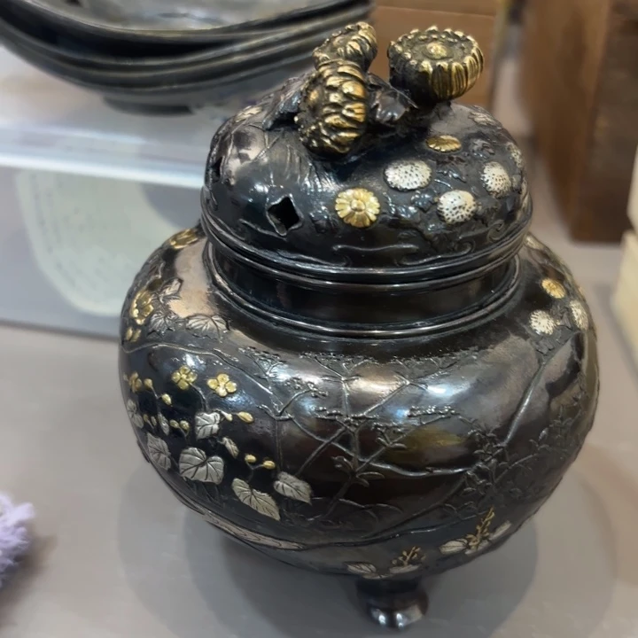 紫砂茶杯大***药非常美丽漂亮的物品