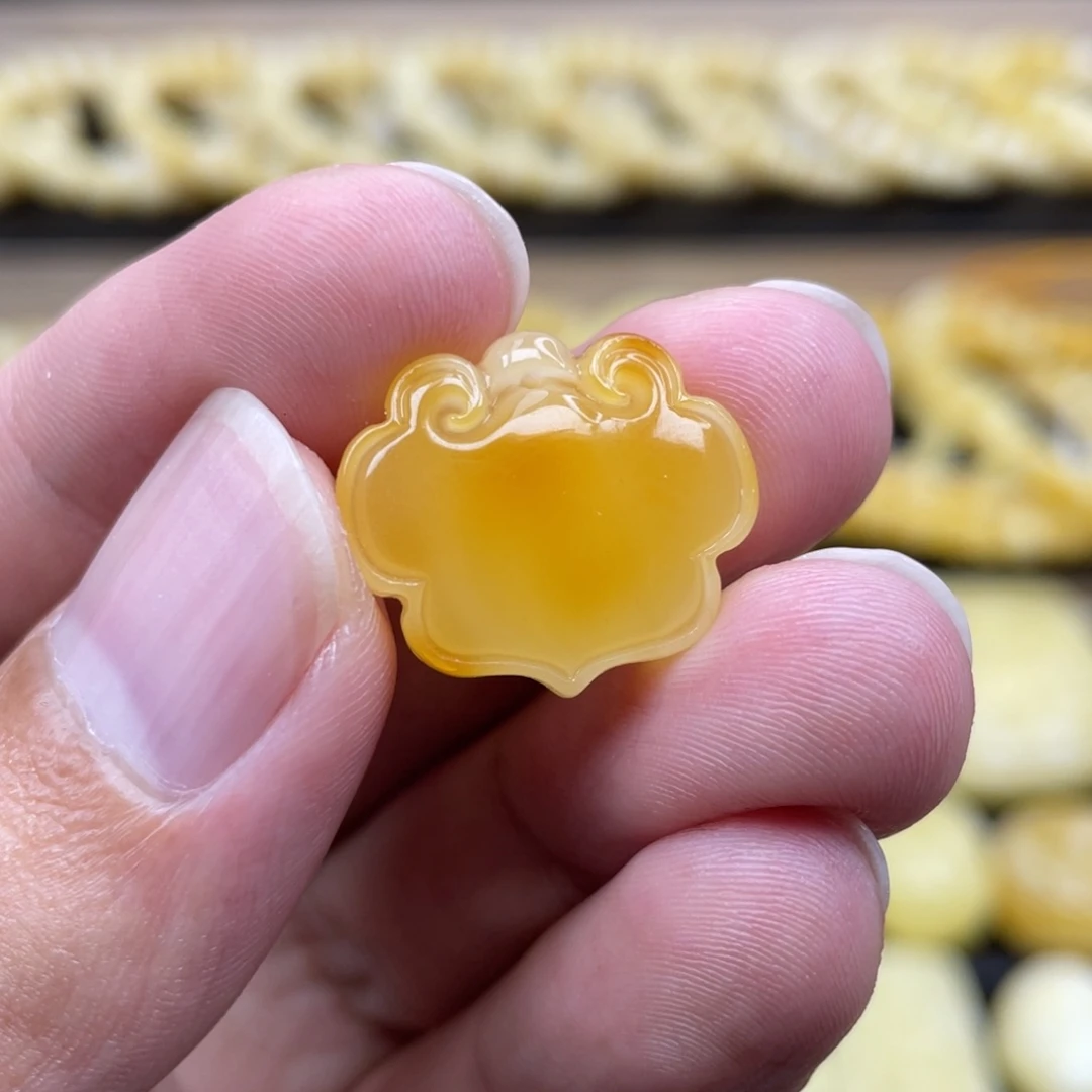 琥珀未镶嵌裸石琥珀蜜蜡