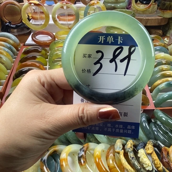 蛇纹石玉未镶嵌手镯56