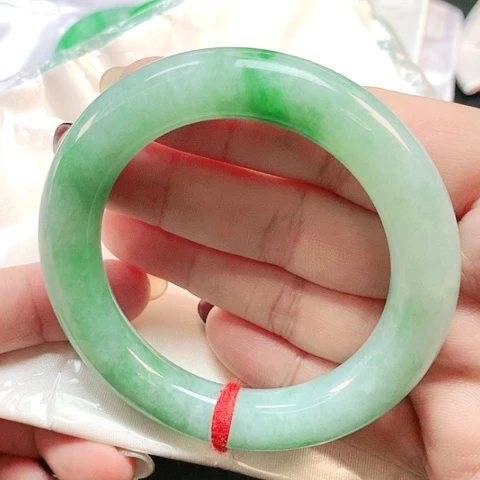 未镶嵌手镯翡翠圆条008