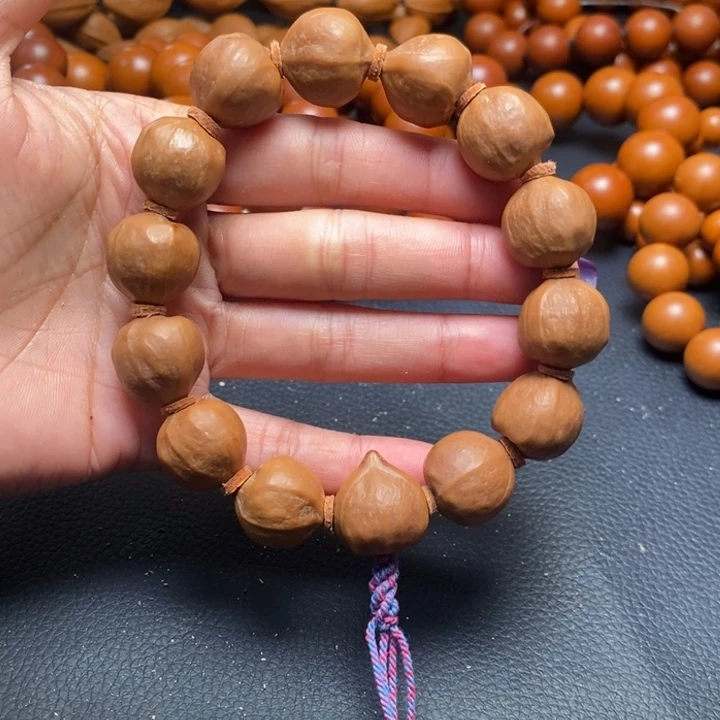 橄榄核吊坠1.7尺寸蜜桃臀全品