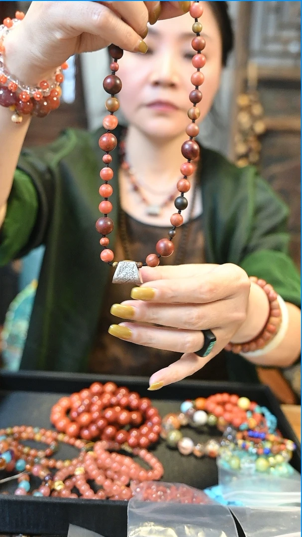 吊坠足银珐琅 茶-包浆圆珠银吊坠项链