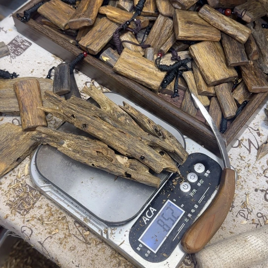 沉香碎屑沉香白棋