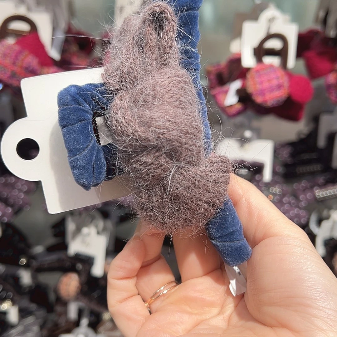 非金属咖色蝴蝶结蓝色大抓