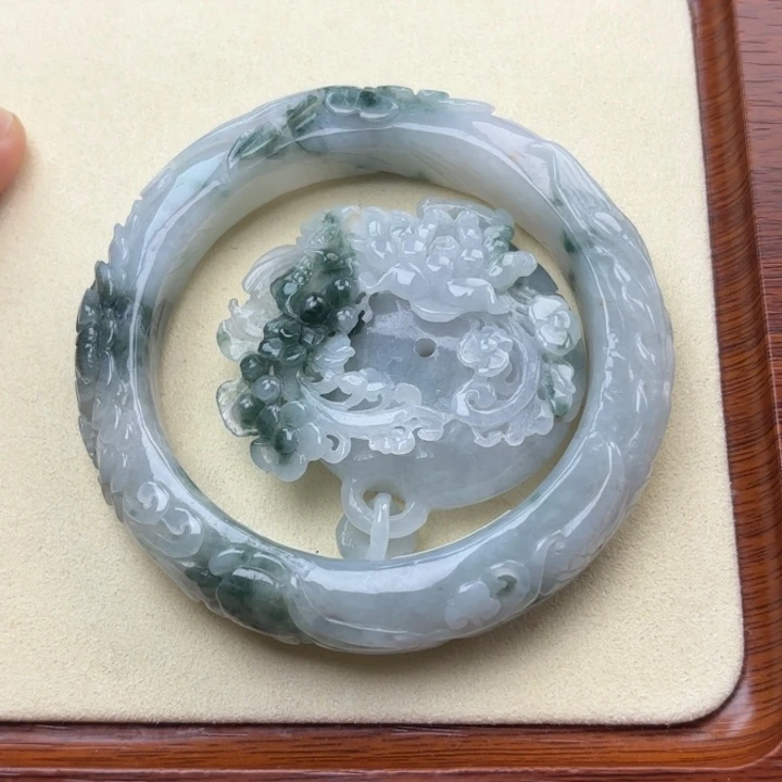 翡翠未镶嵌手镯56.7凤穿牡丹238