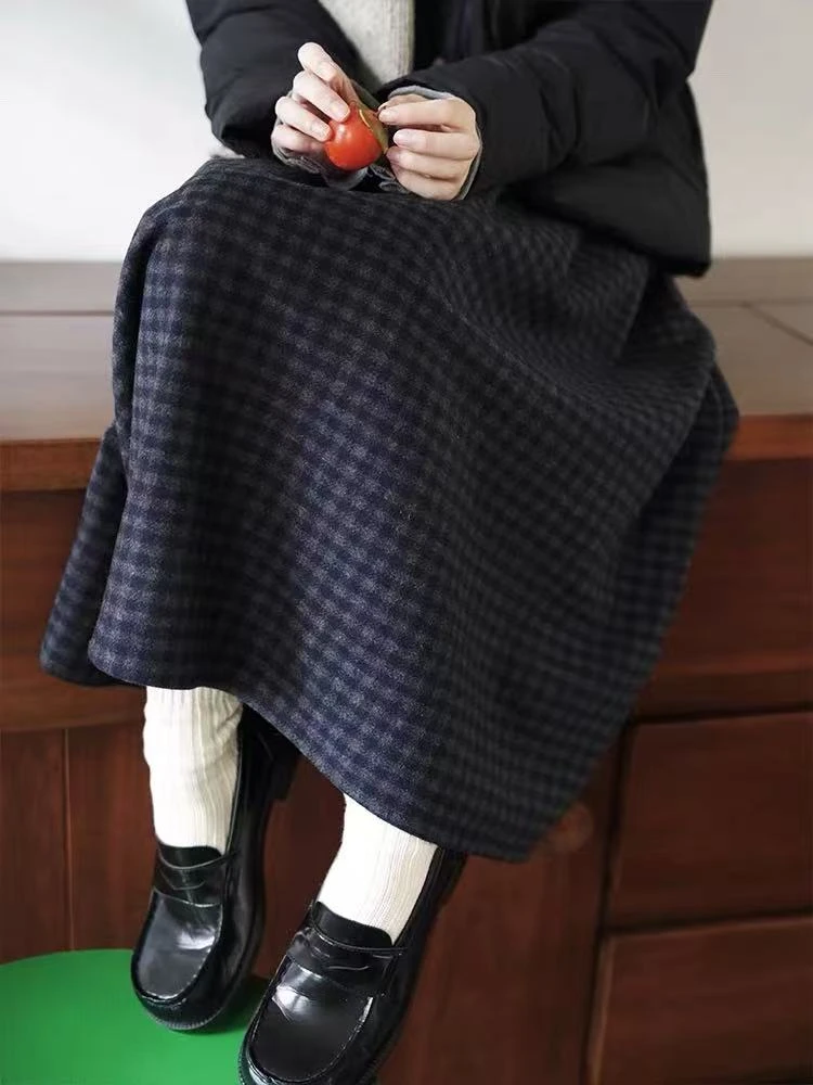 2025秋冬新款双口袋设计格子毛呢裙子百搭松紧腰格纹大摆半身裙女