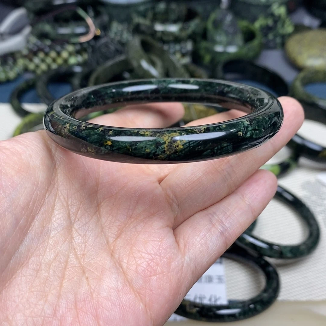 蛇纹石玉未镶嵌手镯怡****8