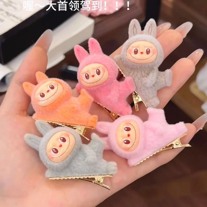 可爱小公仔躺姿发夹女2025新款高端少女心侧边刘海夹鸭嘴夹