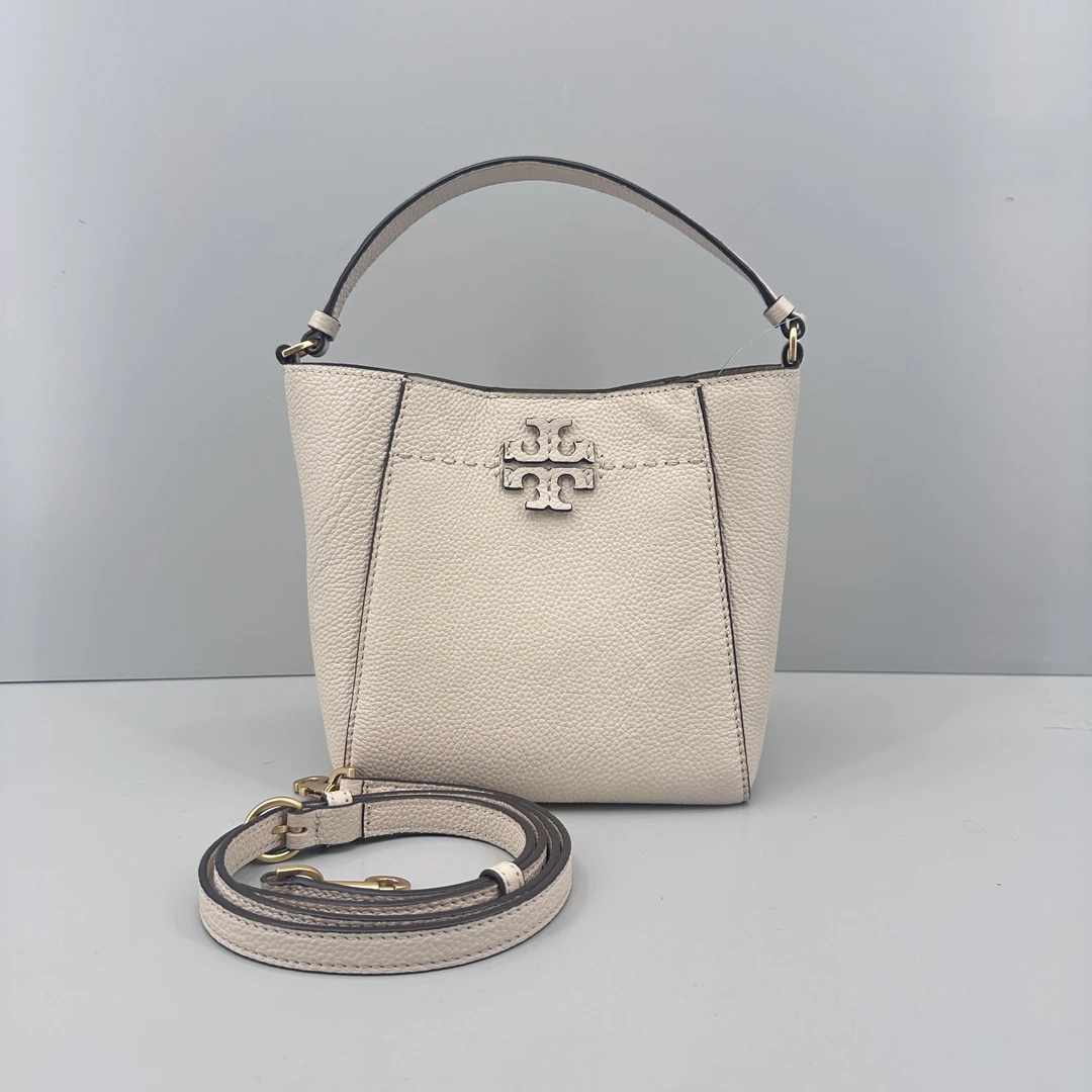 95新 TORY BURCH/汤丽柏琦 米白色小号变形水桶包18x19x12M071003