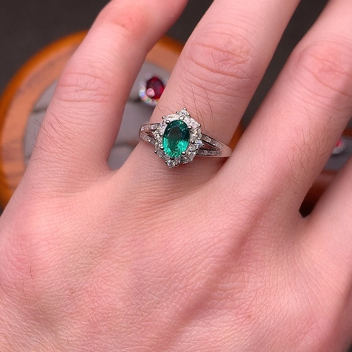 戒指银S925镶嵌祖母绿