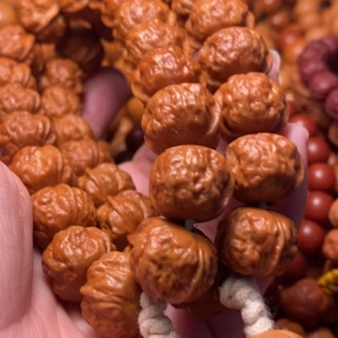 【闪购商品】手串猴头核桃男****败产