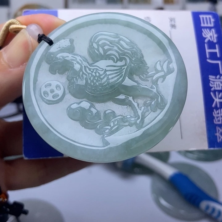 翡翠未镶嵌挂件翡翠