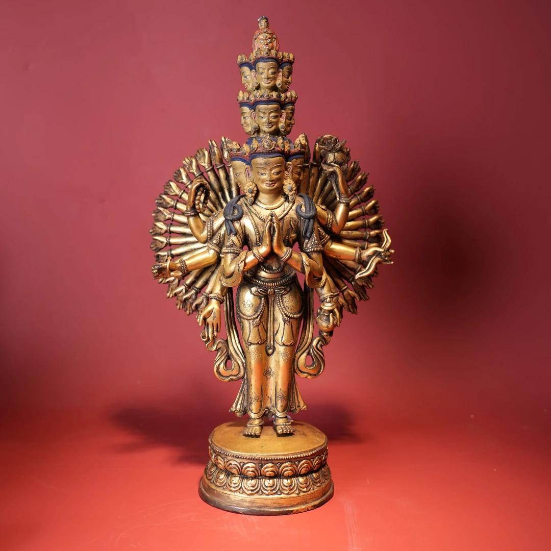 lot1346 清中期铜鎏金千手观音