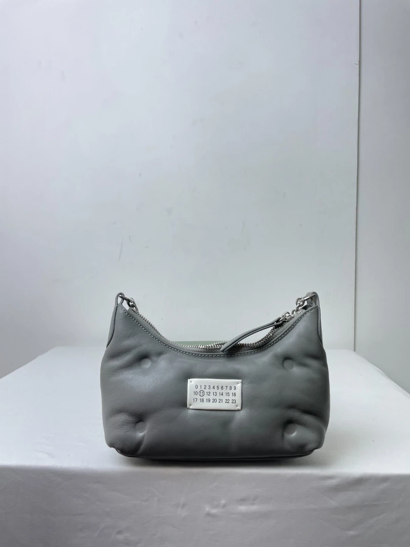 G247水泥灰【点点精选】新款时尚轻奢百搭气质女包