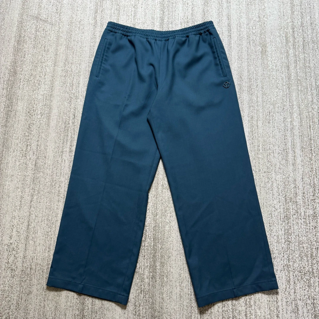 95新 LouisVuitton/路易威登 小标logo纯色休闲直筒裤/XL码/1538