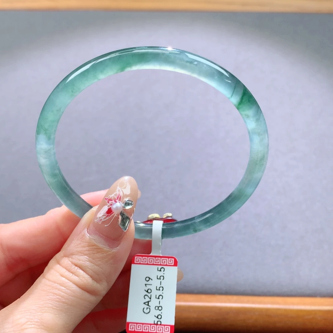 翡翠手镯未镶嵌天然翡翠手镯叮当镯