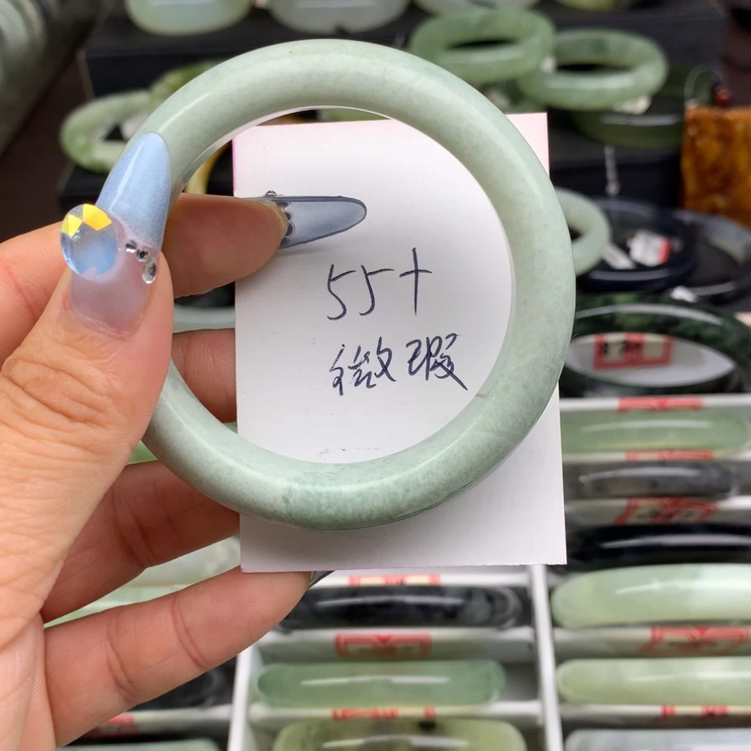 蛇纹石玉未镶嵌手镯857