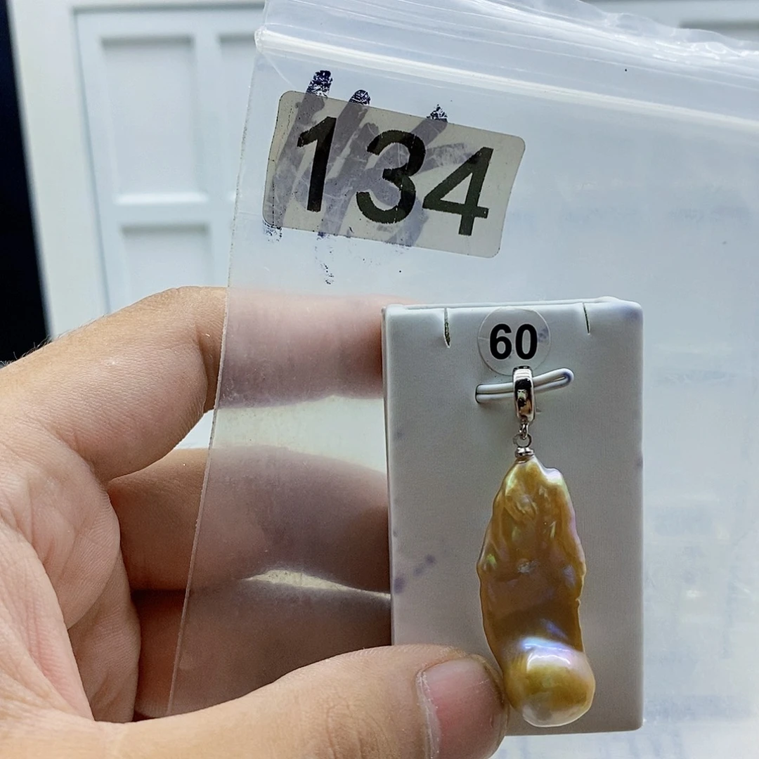 合金淡水珍珠颈饰