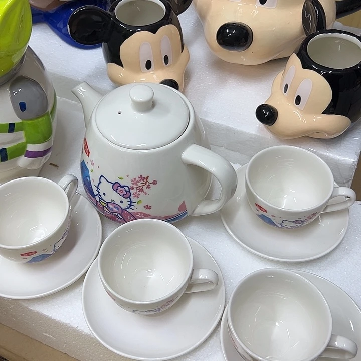 瓷片陶瓷艺术家的作品在国内外展出