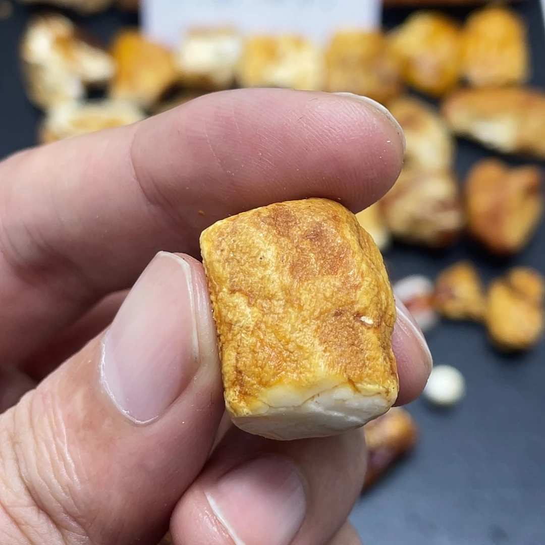 未镶嵌定制琥珀定制