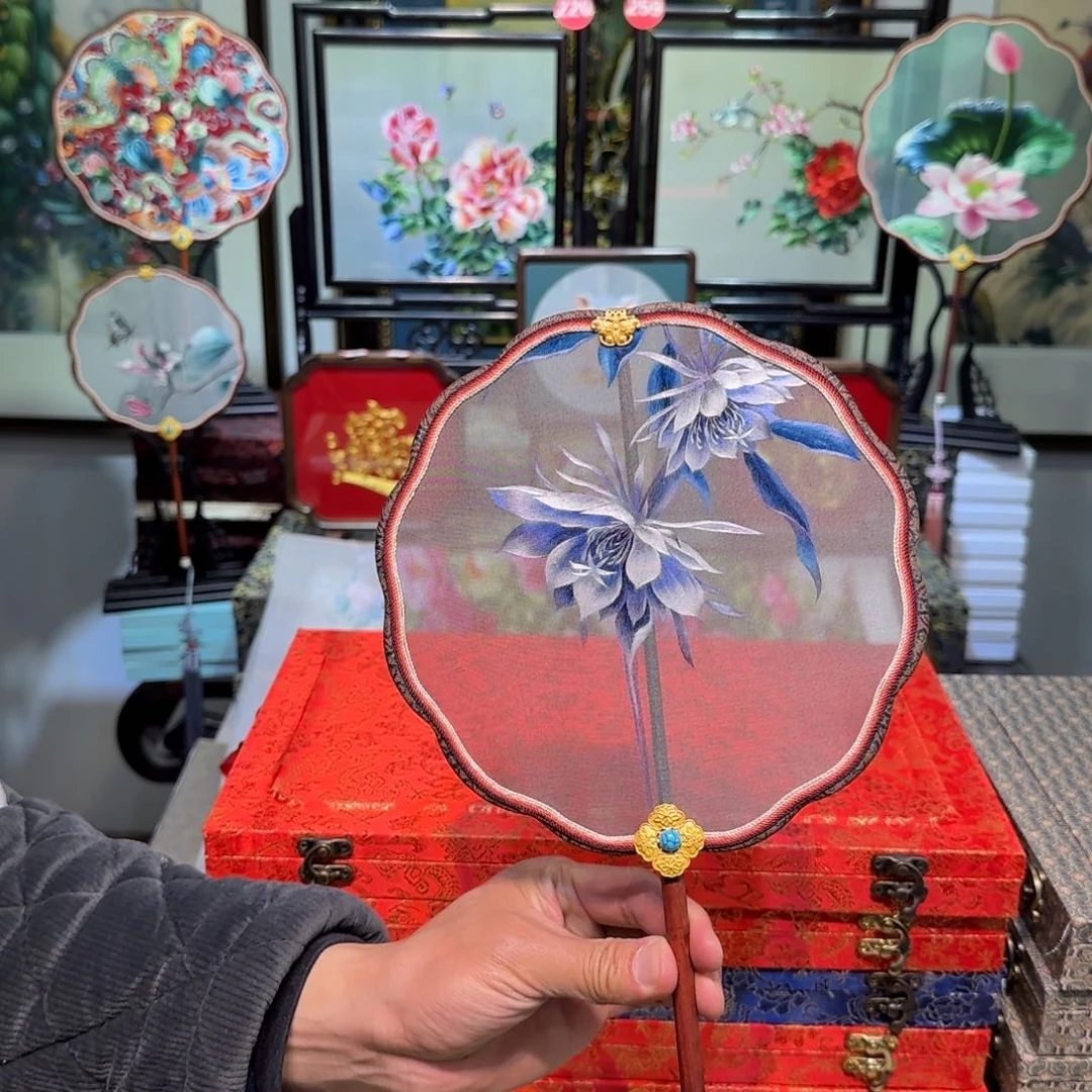 刺绣刺绣工艺精湛