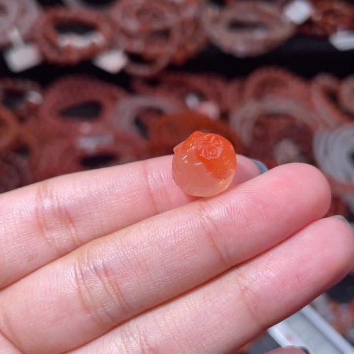 南红玛瑙未镶嵌草莓448打孔备注