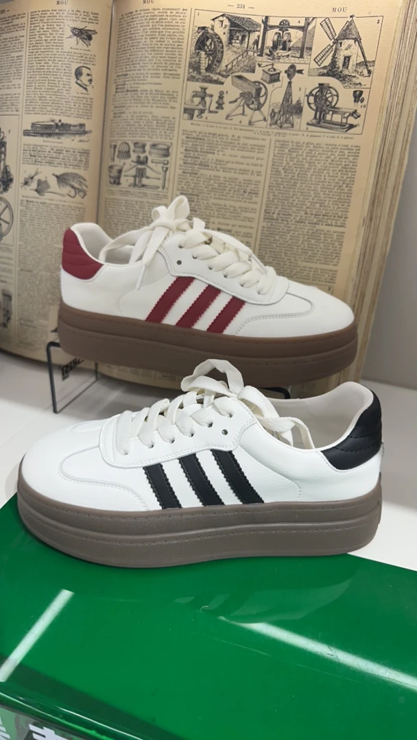 猫步·厚底德训鞋圆头系带舒适简约小白鞋女