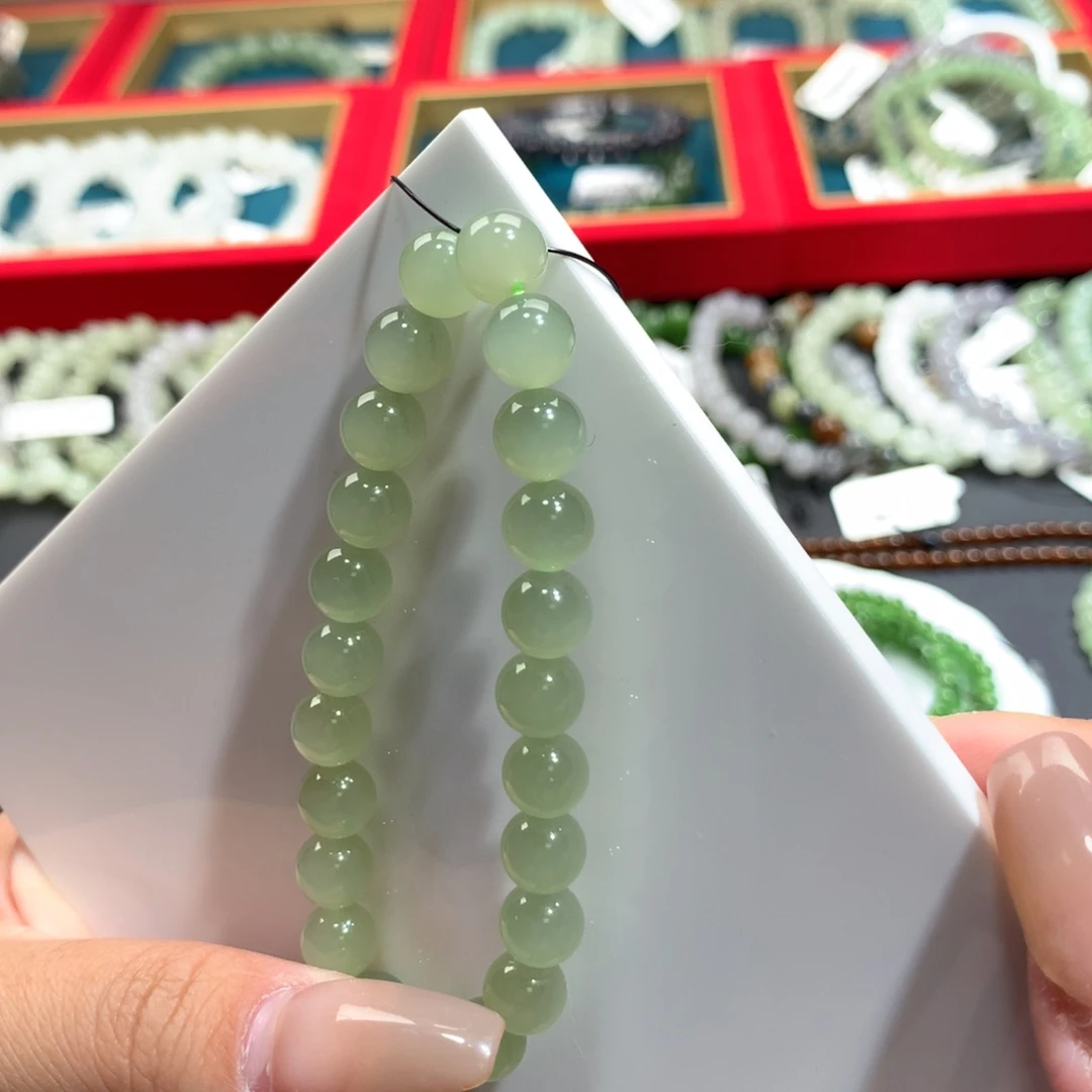 和田玉手串未镶嵌绿晴微猫