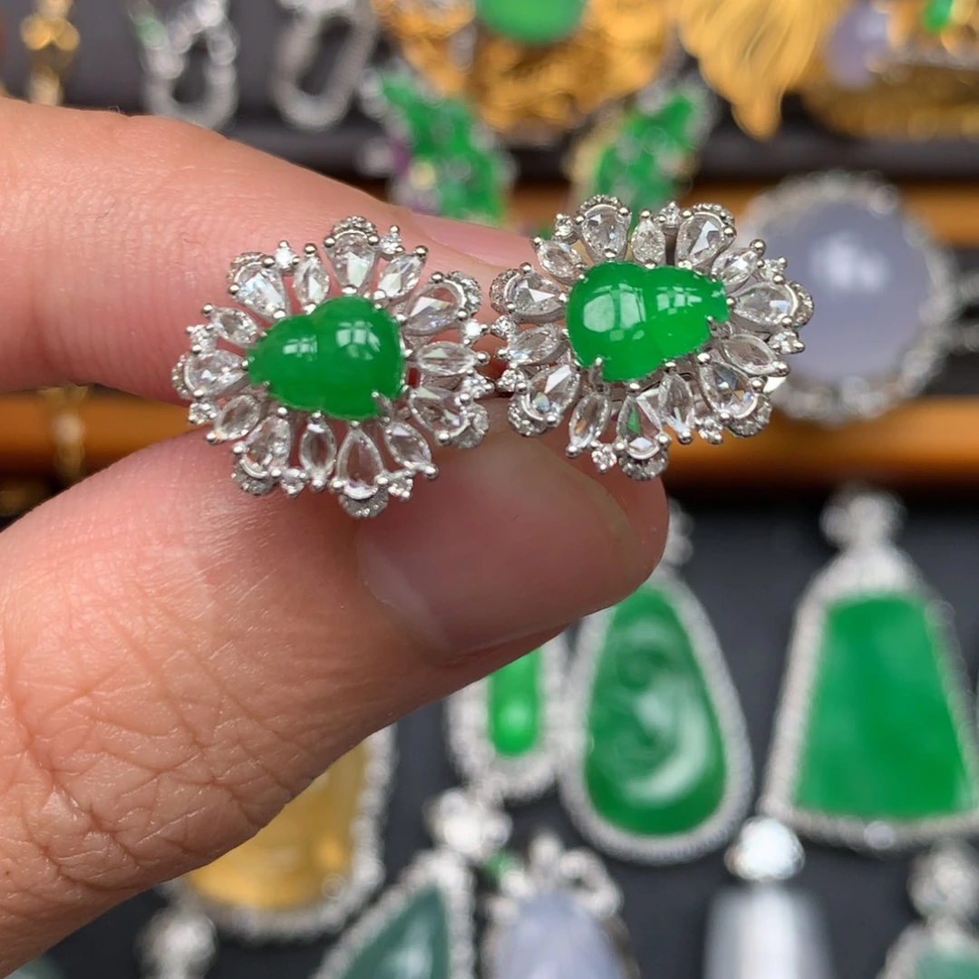 翡翠18K金镶嵌耳饰