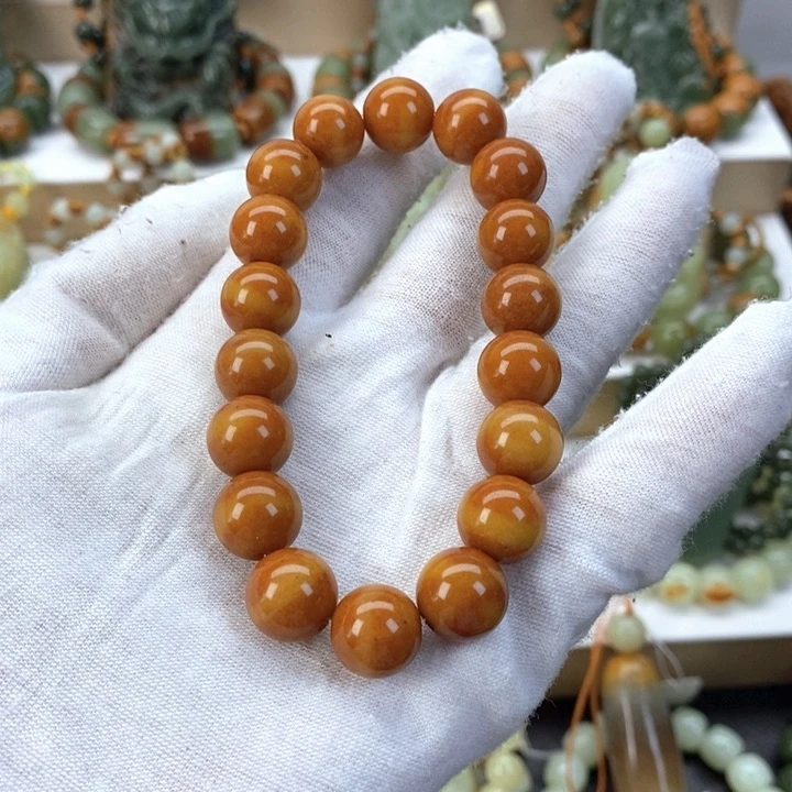 【闪购商品】透闪石质玉手链未镶嵌李**吖